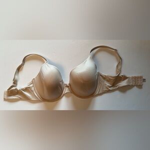 Victoria's Secret 34DDD Perfect Coverage Cream/Nude Underwire Bra